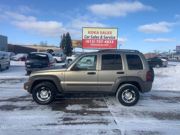2006 Jeep Liberty Sport 4X4 - - by dealer - vehicle for sale in Osseo, MN – photo 6
