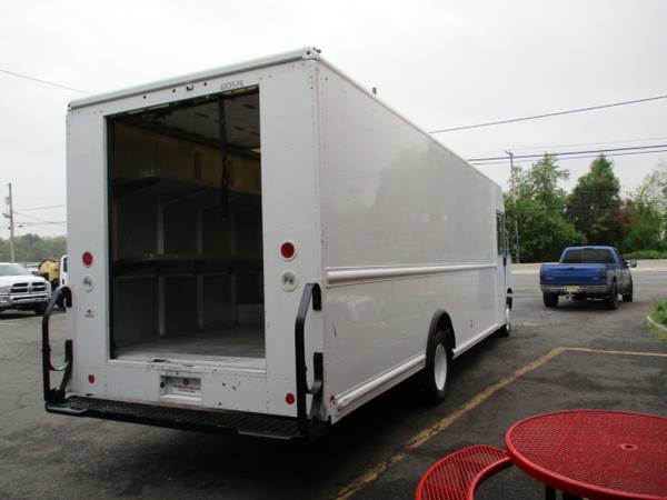 2017 Ford F-59 Commercial Stripped Chassis 22 STEP VAN, BOX TRUCK for sale in South Amboy, NY – photo 4