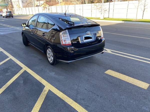 2009 TOYOTA PRIUS TOURING FULLYLOADED!! - cars & trucks - by owner -... for sale in Elmwood Park, IL – photo 4