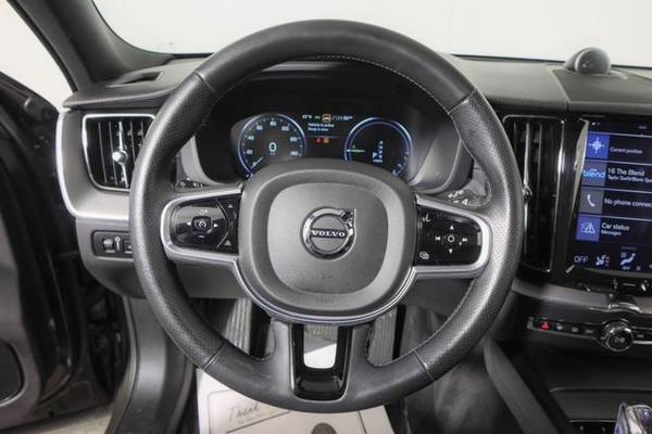 2018 Volvo XC60, Pine Grey Metallic - - by dealer for sale in Wall, NJ – photo 15