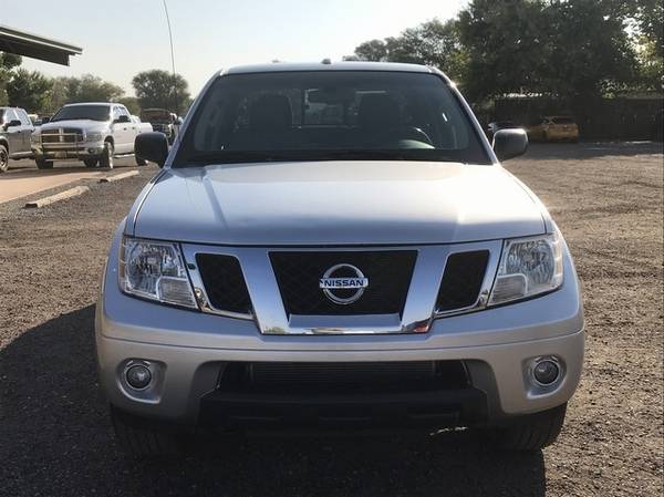 2016 Nissan Frontier SV V6 King Cab 4WD - cars & trucks - by dealer... for sale in Bosque Farms, NM – photo 2