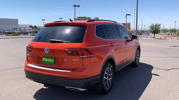 2019 VW Volkswagen Tiguan 2 0T SE suv Habanero Orange Metallic for sale in El Paso, TX – photo 8