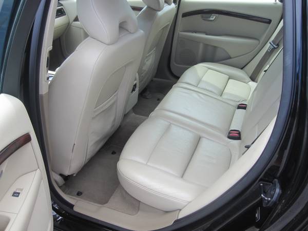 2008 VOLVO V70 WAGON 3.2 **CLEAN AND WELL MAINTAINED**TURN-KEY... for sale in Hickory, NC – photo 13