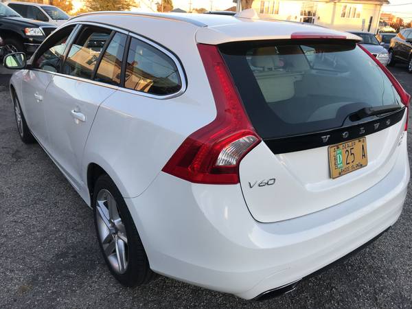 2015 Volvo V60 T5 AWD Premiere - cars & trucks - by dealer - vehicle... for sale in Cranston, RI – photo 5