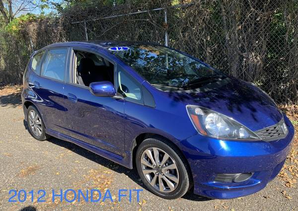 2012 HONDA FIT SPORT!!!! ONE OWNER, GREAT GAS MILEAGE!!! WILL NOT... for sale in Huntington, WV – photo 2