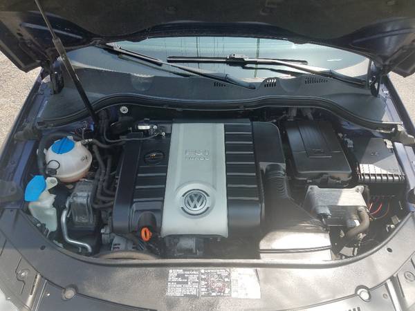 2006 VOLKSWAGEN PASSAT 2.0L - Turbo - Only 78k Miles - Leather for sale in Kenosha, WI – photo 16