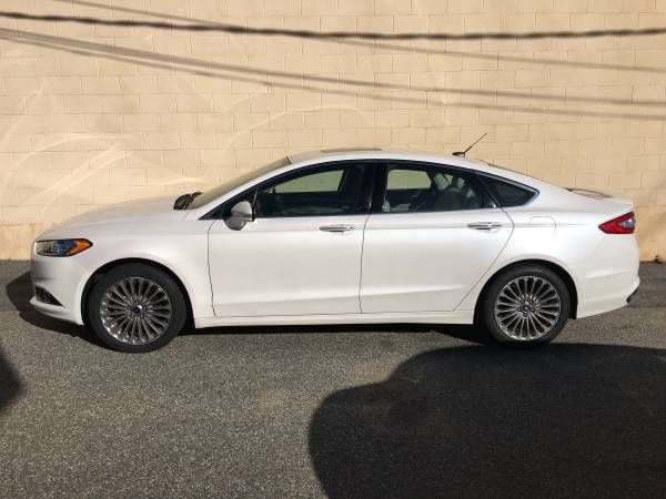 2014 Ford Fusion Titanium w/ Eco Boost, Sunroof and Leather. - cars... for sale in Peabody, MA – photo 4