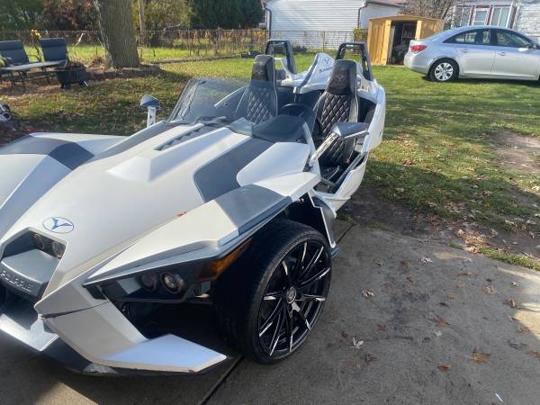 2016 Slingshot Special edition Custom Lexani staggered rims - cars &... for sale in redford, MI – photo 2