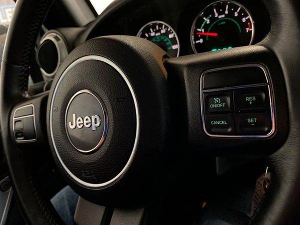 2015 Jeep Wrangler Unlimited Sahara 4x4 4dr SUV for sale in Eldridge, IA – photo 24