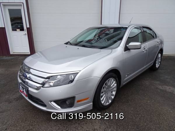2012 Ford Fusion Hybrid *Great MPG* for sale in Waterloo, IA – photo 2