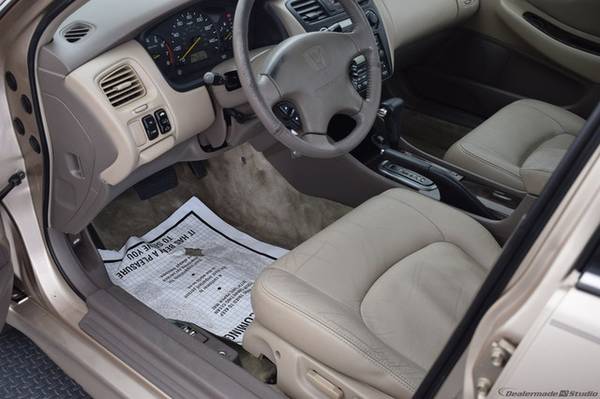 2002 Honda Accord Sdn Naples Gold Metallic *Priced to Go!* for sale in Round Rock, TX – photo 18