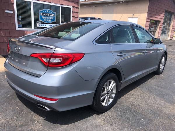 2015 Hyundai Sonata SE - Try - - by dealer for sale in Fairview Heights, MO – photo 5
