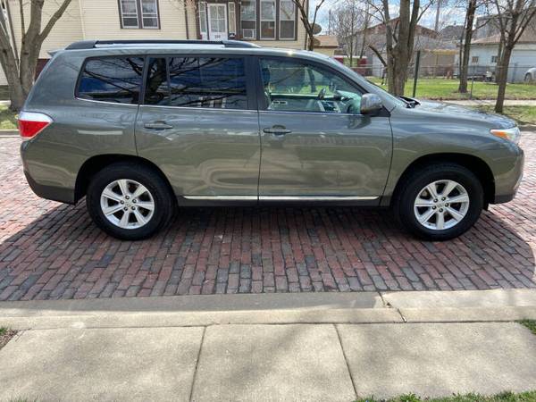 2012 Toyota Highlander SE 4dr SUV - - by dealer for sale in Maywood, IL – photo 9