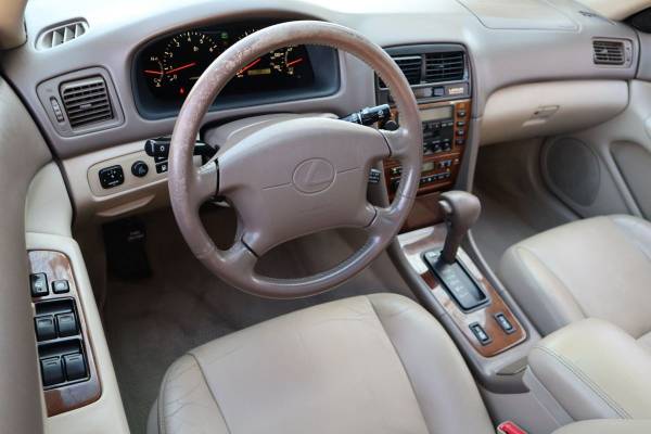 2001 Lexus ES 300 Base Sedan - - by dealer - vehicle for sale in Longmont, CO – photo 14