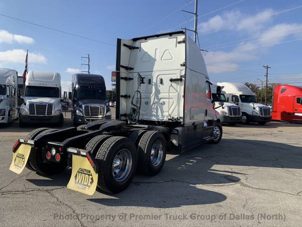 2018 Freightliner Cascadia PT126SLP White - - by for sale in Dallas, TX – photo 6