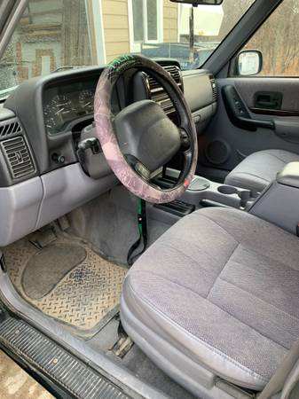 1997 Jeep Grand cherokee - cars & trucks - by owner - vehicle... for sale in Wilber, NE – photo 8