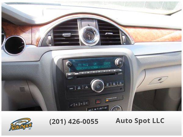 2008 Buick Enclave CXL Sport Utility 4D EZ-FINANCING! for sale in Garfield, NJ – photo 15