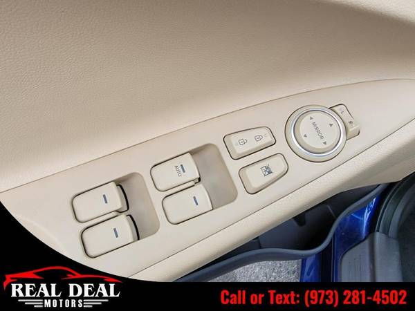 2011 Hyundai Sonata 4dr Sdn 2 4L Auto GLS - - by for sale in Lodi, NY – photo 18