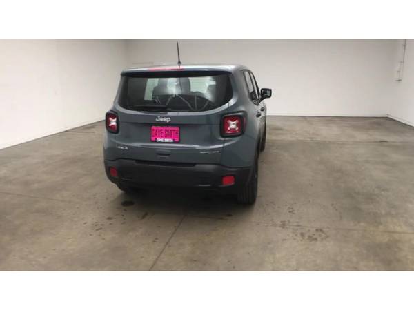 2018 Jeep Renegade 4x4 4WD Sport SUV - cars & trucks - by dealer -... for sale in Coeur d'Alene, MT – photo 8