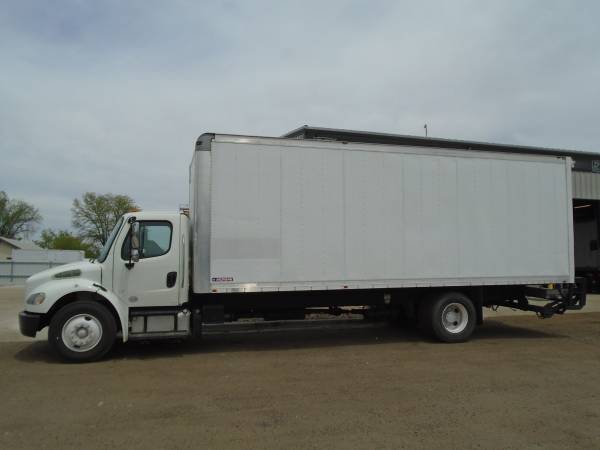 2014 Freightliner 24'-26' (Box Trucks) W/ Lift Gates and Walk Ramps for sale in Dupont, NE – photo 4