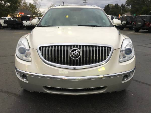 AWD! 2008 Buick Enclave CXL! Loaded! 3rd Row! for sale in Ortonville, MI – photo 8