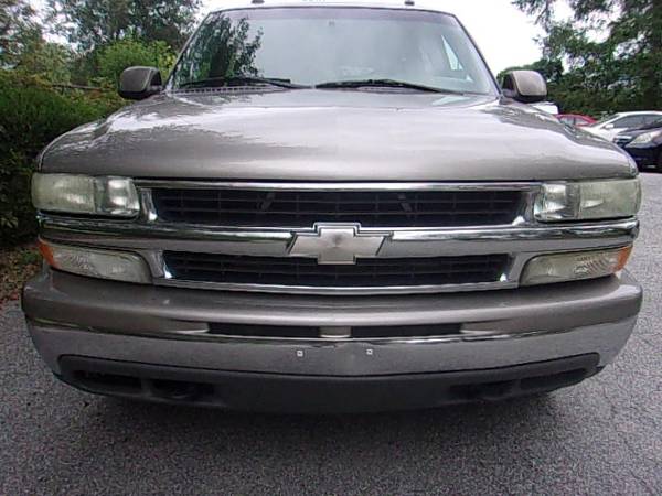 2003 Chevrolet Suburban 4x4 *Locally Owned* for sale in High Point, NC – photo 4