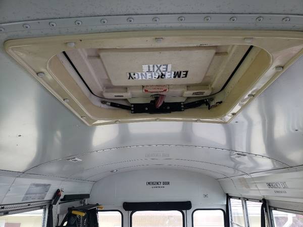 2001 Freight Liner Blue Bird 38 passenger handicap School bus - cars for sale in Martinsburg, WV – photo 7