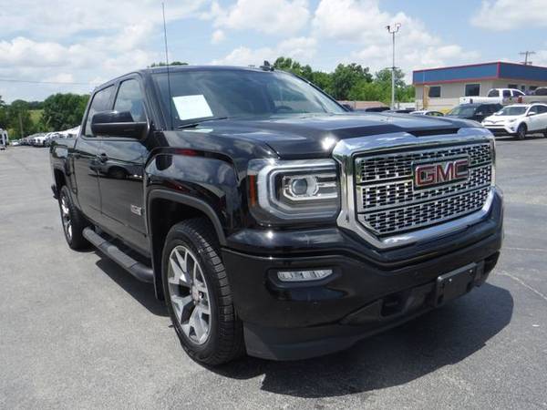 2017 GMC Sierra 1500 Crew Cab 4WD SLT Pickup 4D 5 3/4 ft Trades Welcom for sale in Harrisonville, MO