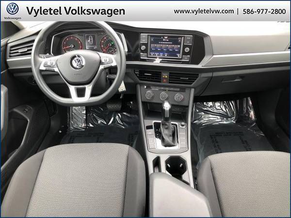2020 Volkswagen Jetta sedan S Auto w/ULEV - Volkswagen Pure White for sale in Sterling Heights, MI – photo 10