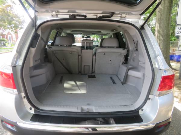 2011 Toyota Highlander 4WD 129K BACK UP CAMERA HEATED LEATHER SUNROOF for sale in Baldwin, NY – photo 12