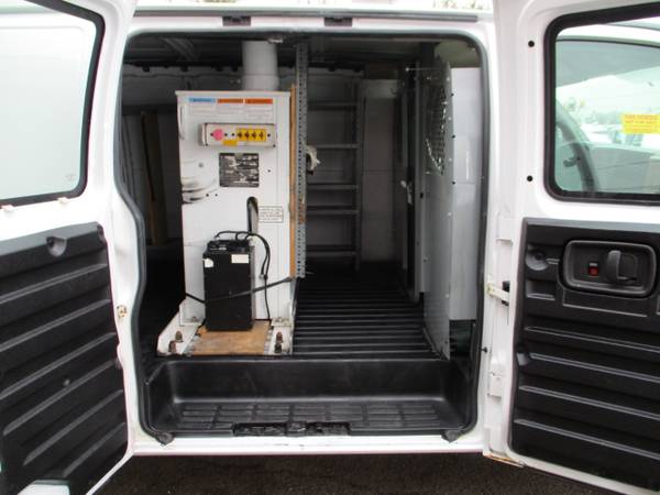 2006 Chevrolet Express Cargo Van 3500 EXTENDED CARGO, BUCKET VAN for sale in south amboy, IN – photo 11