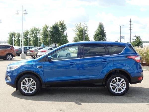 2017 Ford Escape SUV SE (Lightning Blue Metallic) GUARANTEED for sale in Sterling Heights, MI – photo 5