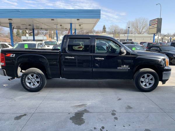 2012 GMC Sierra SLE Z71 Crew Cab 4x4 - - by for sale in Grand Forks, MN – photo 5