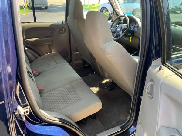 👉 2006 JEEP LIBERTY SPORT| FRESH TRADE ! 4X4 | ICED COLD A/C - cars... for sale in Hudson, NH – photo 17