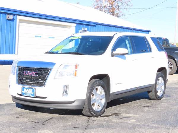 2015 GMC Terrain SLE suv White - - by dealer - vehicle for sale in Pleasant Hill, IA – photo 2