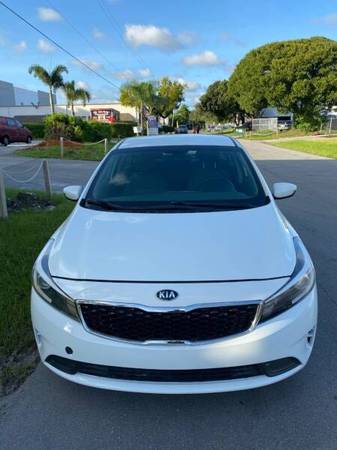2017 Kia Forte - cars & trucks - by dealer - vehicle automotive sale for sale in Pompano Beach, FL – photo 9
