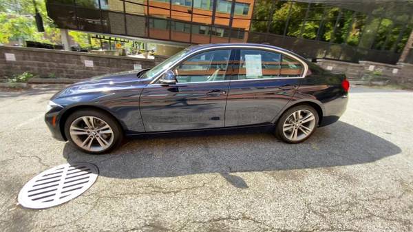 2017 BMW 330i xDrive - - by dealer - vehicle for sale in Great Neck, NY – photo 10