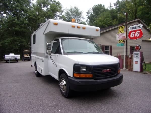Splicing Van 05 GMC Cutaway Van ONLY 47576 Miles for sale in cumberland val, PA – photo 2