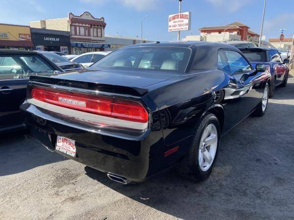 2012 Dodge Challenger R/T 2dr Coupe **Clean Carfax** - cars & trucks... for sale in Daly City, CA – photo 5