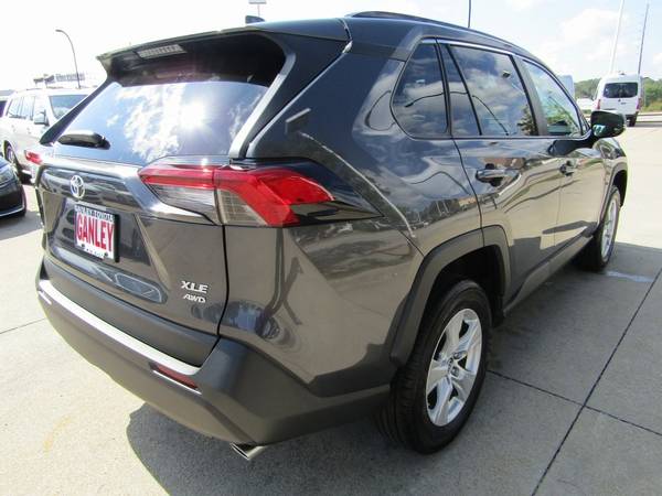 2019 Toyota RAV4 XLE for sale in Akron, OH – photo 7