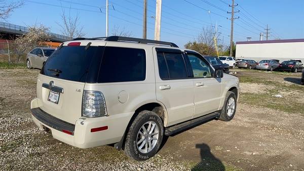 2006 Mercury Mountaineer AWD All Wheel Drive Convenience 4 0L SUV for sale in Cleves, OH – photo 4
