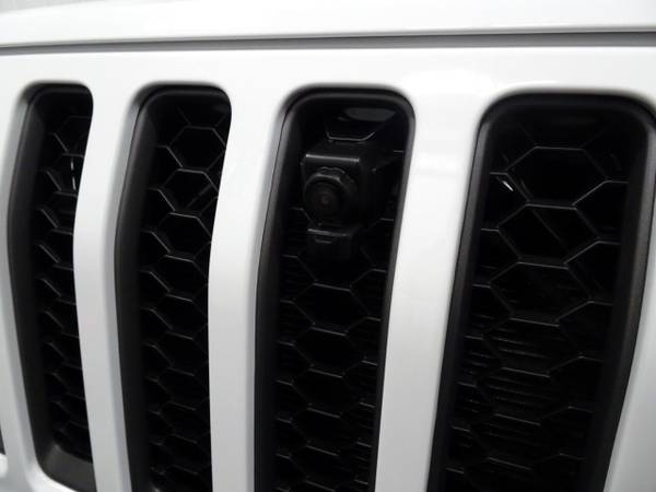 2021 Jeep Wrangler Rubicon T-ROCK sky POWER TOP suv White - cars & for sale in Branson West, MO – photo 11