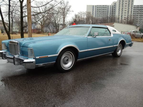 1976 Lincoln Mark iv Givenchy 50, 000 miles moonroof for sale in Cleveland, OH – photo 2
