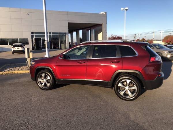 2020 Jeep Cherokee Limited - cars & trucks - by dealer - vehicle... for sale in Somerset, KY – photo 4