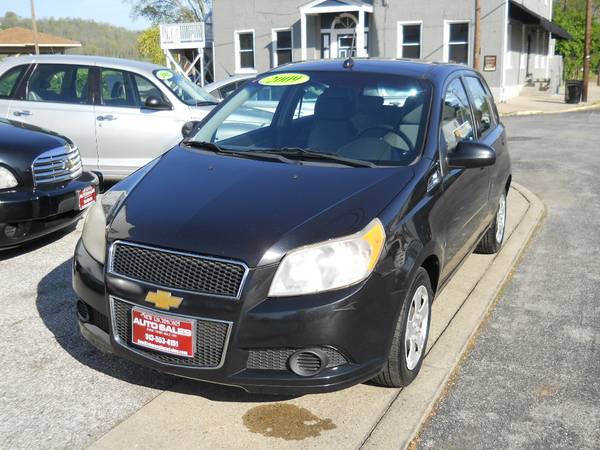 2009 CHEVROLET AVEO 5 - - by dealer - vehicle for sale in New Richmond, OH – photo 2