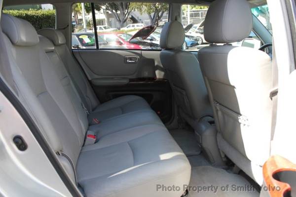 2007 Toyota Highlander 4 WHEEL DRIVE VERY CLAEN for sale in San Luis Obispo, CA – photo 10