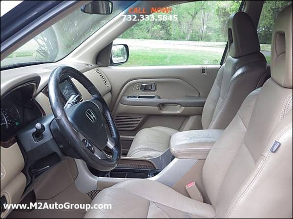 2004 Honda Pilot EX L 4dr 4WD SUV w/Leather and Entertainment Syste for sale in East Brunswick, NJ – photo 13