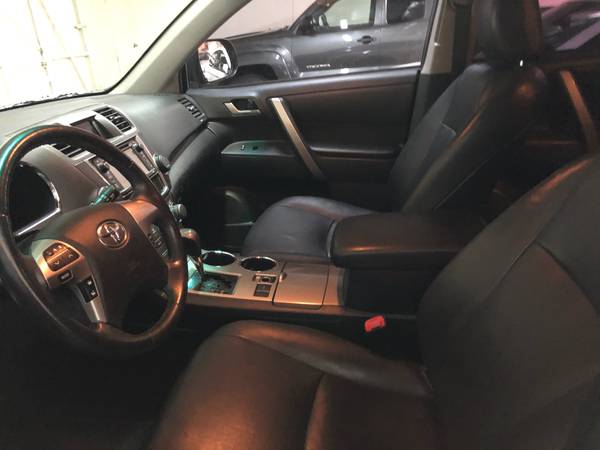 2013 Toyota Highlander, Excellent condition! Leather! - cars & for sale in Pleasanton, CA – photo 13