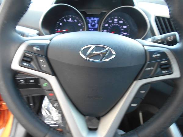 2013 Hyundai Veloster ( 3, 700 down) - - by dealer for sale in Lawrenceville, GA – photo 9