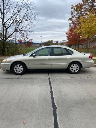 2006 Ford Taurus 142k miles - cars & trucks - by owner - vehicle... for sale in milwaukee, WI – photo 14